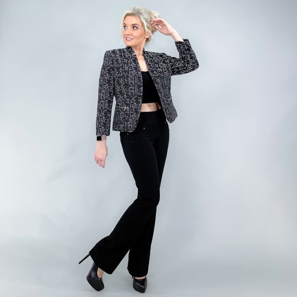 Contemporary Blazer Jacket - Picture 4 of 13